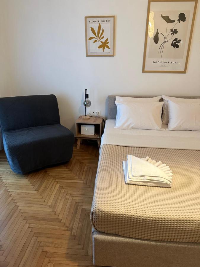 Cozy Faliro Home Pire Dış mekan fotoğraf